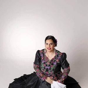 Meet your Posher, Monica